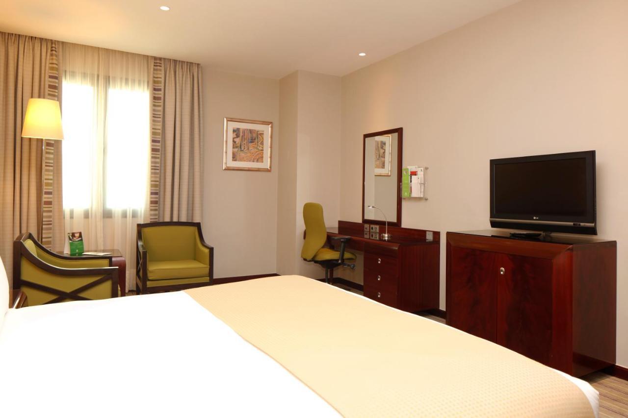 Holiday Inn Olaya By Ihg Эр-Рияд Экстерьер фото