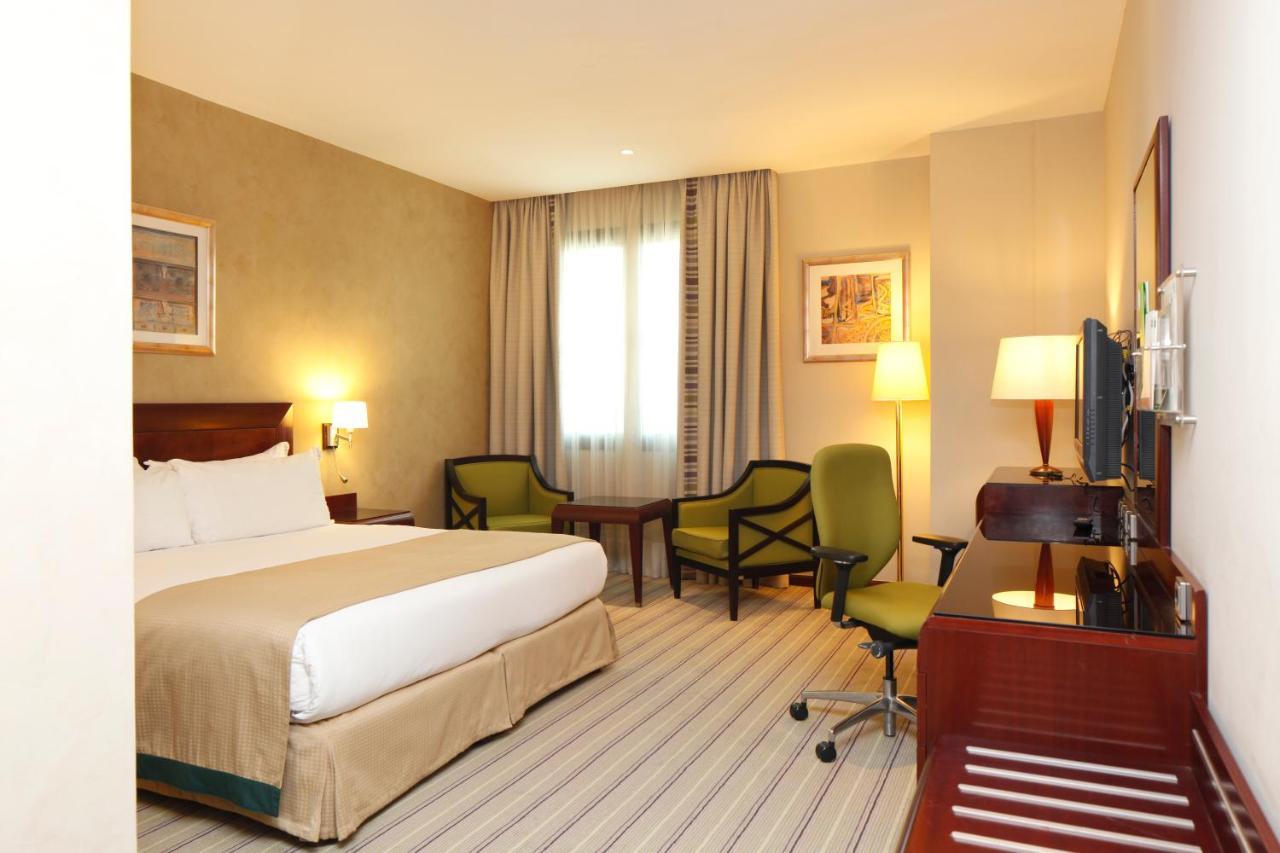 Holiday Inn Olaya By Ihg Эр-Рияд Экстерьер фото