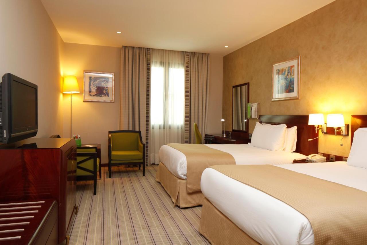 Holiday Inn Olaya By Ihg Эр-Рияд Экстерьер фото