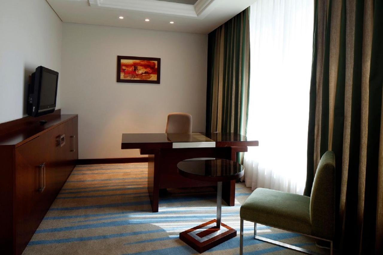 Holiday Inn Olaya By Ihg Эр-Рияд Экстерьер фото