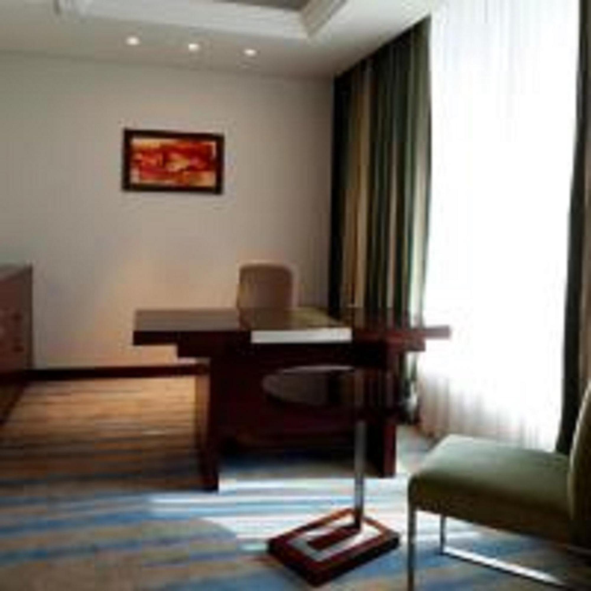 Holiday Inn Olaya By Ihg Эр-Рияд Экстерьер фото